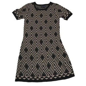 Just Taylor Black Gold Short Sleeve Sweater Dress 
Size Large